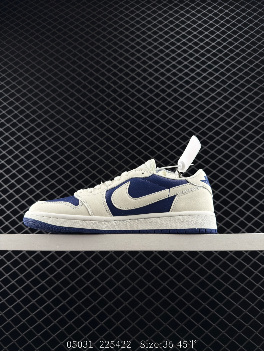 Travis Scott x Air Jordan 1 ” Reverse Mocha “